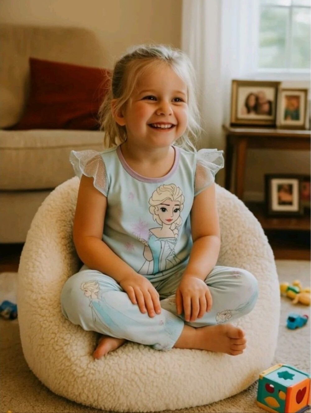 Disney Frozen Elsa Girls 2-Piece Pajama Set Top, Pants Sleepwear 2T Exc Cond